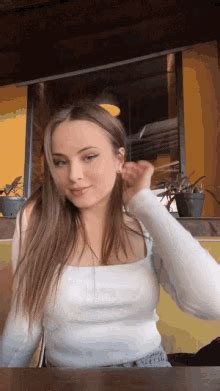 nude blonde gif|Popular Blonde Gifs